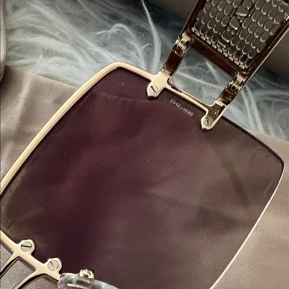 Bulgari Elegant Brown Sunglasses - Picture 8 of 10